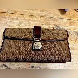 Vintage Dooney & Bourke wallet with Check book insert.